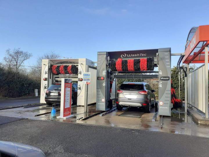 Lavage automobile aux rouleaux Yzeure