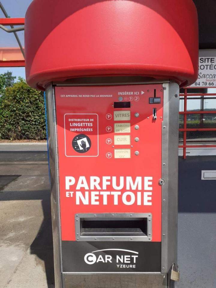 Distributeur lingettes imprégnées Yzeure